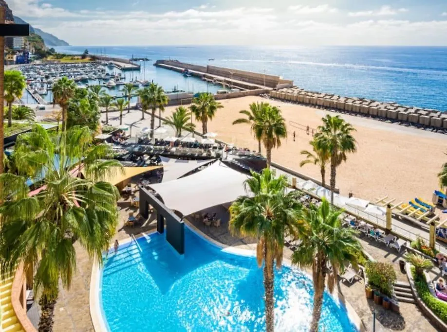 Sunny Rooftop & Perfect View Arco da Calheta  Portugal